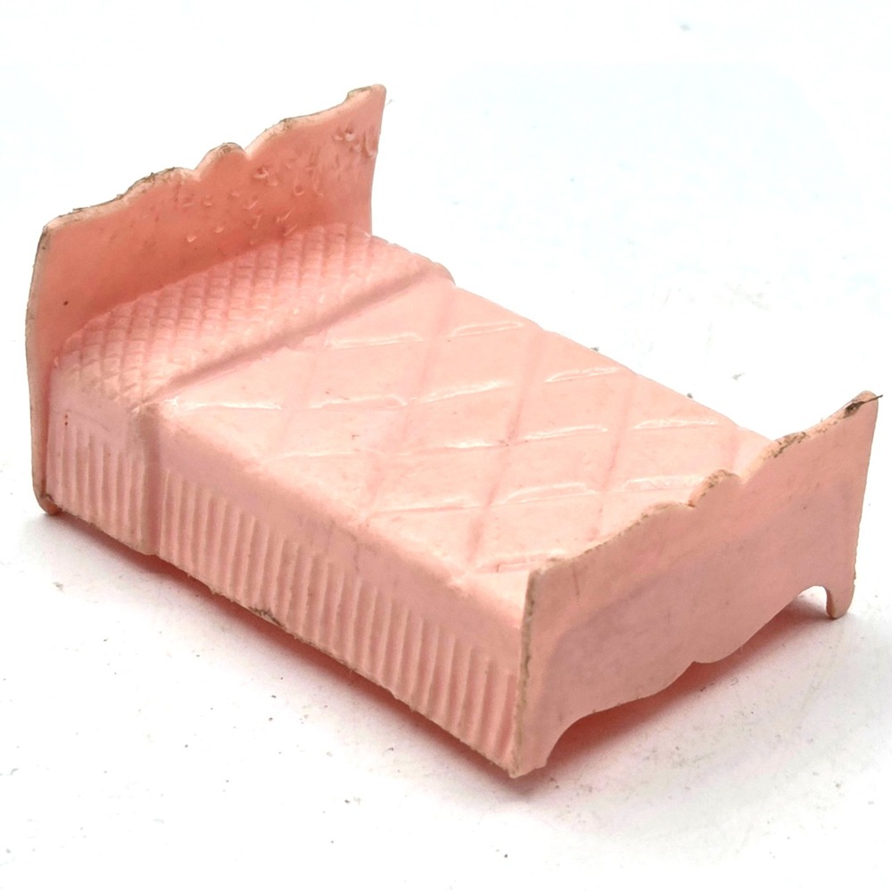VINTAGE Marx Dollhouse Pink Bed 1940's 50's